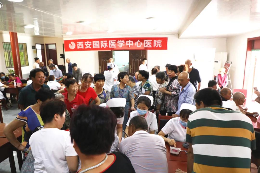 “施天使之愛，佑百姓健康”系列公益義診——走進(jìn)綠地社區(qū)