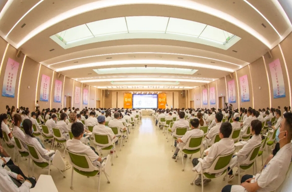 院士講堂 精彩紛呈！中國科學(xué)院竇科峰院士講授器官移植發(fā)展現(xiàn)狀