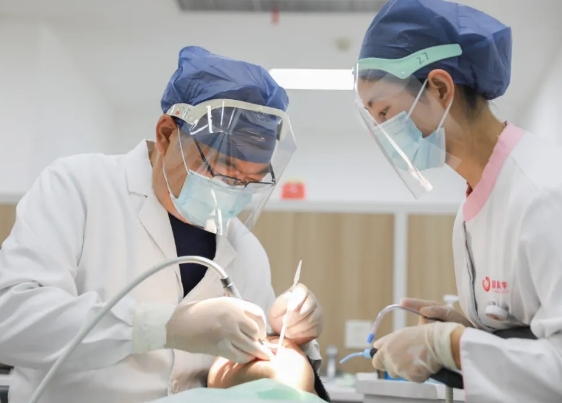 全國愛牙日：全生命周期守護(hù)，讓健康從“齒”開始